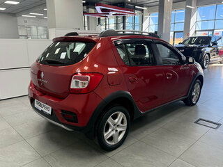 2016 Renault Sandero Stepway II, красный, 999000 рублей, вид 5