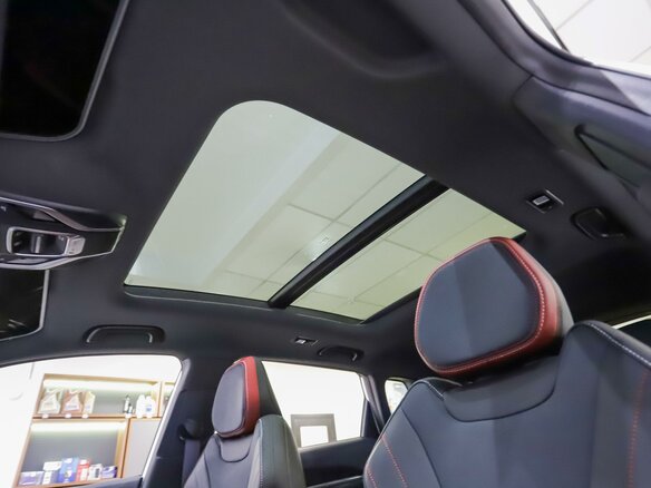 2026 Geely Coolray I Рестайлинг 2, белый, 2965000 рублей - вид 9