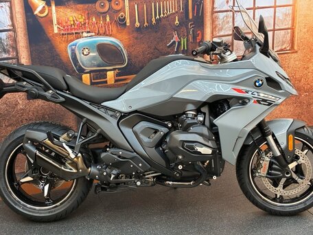 2026 BMW R 1300 RS, серебристый, 3160000 рублей, вид 2