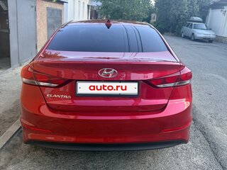 2017 Hyundai Elantra VI (AD), красный, 1099999 рублей, вид 2
