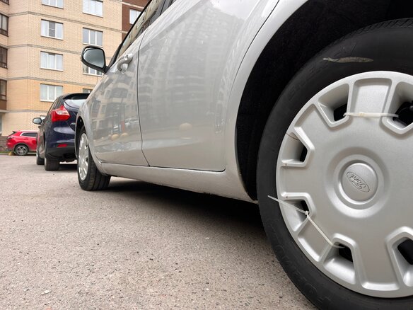 2010 Ford Focus II Рестайлинг, серебристый, 469000 рублей - вид 18