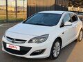 2012 Opel Astra J Рестайлинг, белый, 680000 рублей