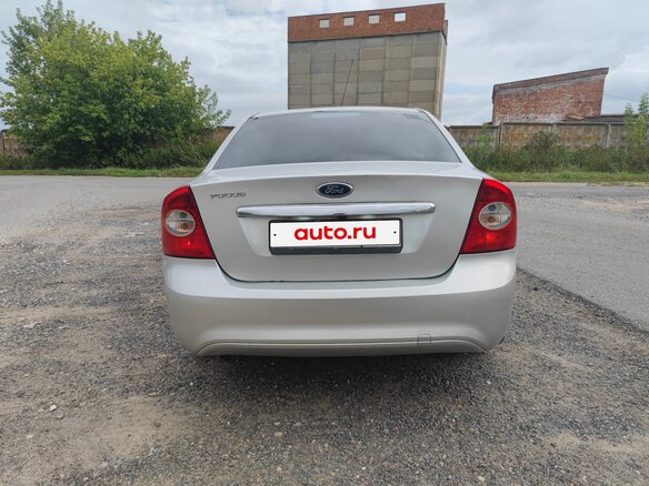 2008 Ford Focus II Рестайлинг, серебристый, 450000 рублей - вид 5