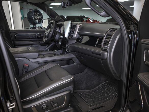 2026 Ram 1500 Crew Cab V Рестайлинг, чёрный, 9670000 рублей - вид 21