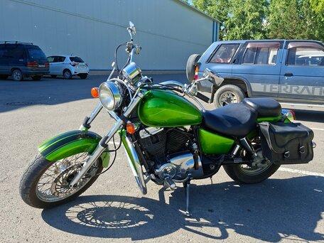 1996 Honda VT 1100, зелёный, 365000 рублей, вид 3