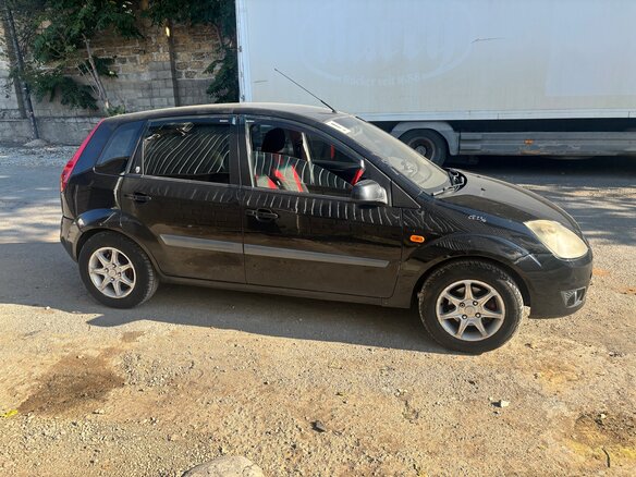 2007 Ford Fiesta Mk5, чёрный, 340000 рублей - вид 3