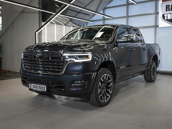 2026 Ram 1500 Crew Cab V Рестайлинг, синий, 9590000 рублей - вид 4