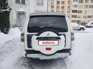 2012 Mitsubishi Pajero IV Рестайлинг 1, белый, 2200000 рублей, вид 5