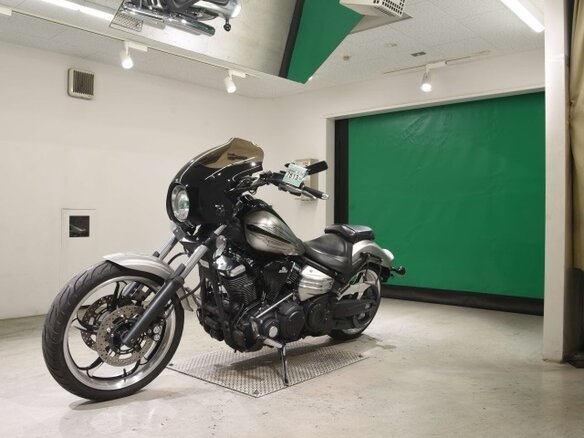 2017 Yamaha XV 1900, серебристый, 890000 рублей - вид 3