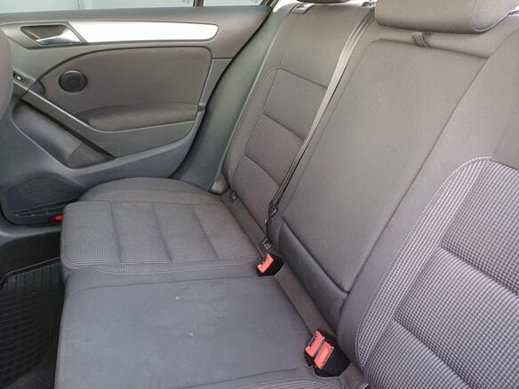 2010 Volkswagen Golf VI, чёрный, 502000 рублей - вид 8