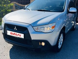2011 Mitsubishi ASX I, серебристый, 980000 рублей, вид 1