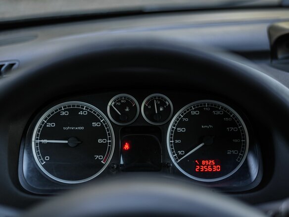 2003 Peugeot 307 I, чёрный, 320000 рублей - вид 4