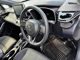 2023 Toyota Corolla Cross I, белый, 2300000 рублей, вид 2