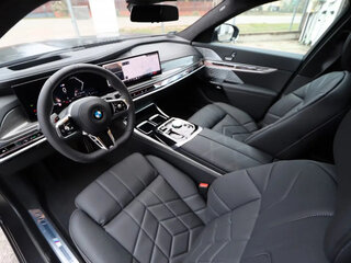 2025 BMW 7 серии 740d xDrive VII (G70), серый, 12760000 рублей, вид 3