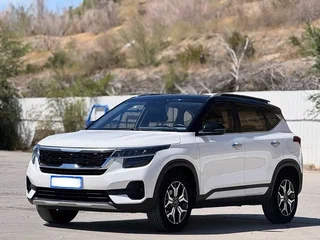 2022 Kia KX3, белый, 1270000 рублей, вид 1