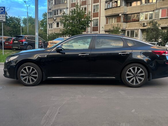 2019 Kia Optima IV Рестайлинг, чёрный, 2180000 рублей - вид 3