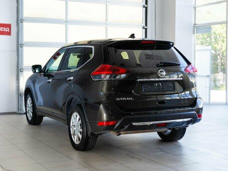 2019 Nissan X-Trail III, зелёный, 2700000 рублей, вид 4
