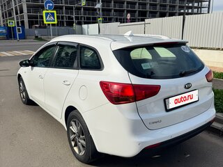 2018 Kia Ceed II Рестайлинг, белый, 950000 рублей, вид 4