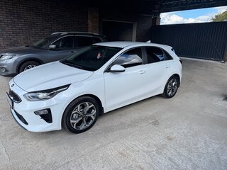 2018 Kia Ceed III, белый, 1650000 рублей, вид 2