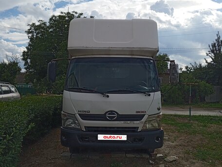 2015 Hino Series 300 (Dutro), белый, 2500000 рублей, вид 1