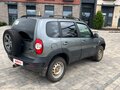 2018 Chevrolet Niva I Рестайлинг, серый, 750000 рублей - вид 3
