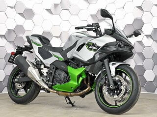 Kawasaki Ninja 7