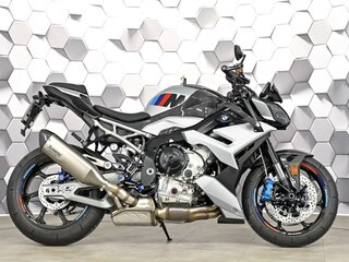 2025 BMW M 1000 R, серебристый, 2900000 рублей, вид 3