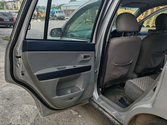 2004 Mazda Demio II (DY), серый, 250000 рублей - вид 17