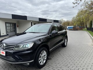 2015 Volkswagen Touareg II Рестайлинг, чёрный, 2390000 рублей, вид 3