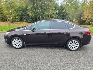 2014 Opel Astra J Рестайлинг, коричневый, 780000 рублей, вид 5