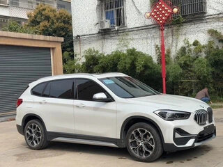 2022 BMW X1 Long 20Li sDrive II (F48) Рестайлинг, белый, 2790000 рублей, вид 4