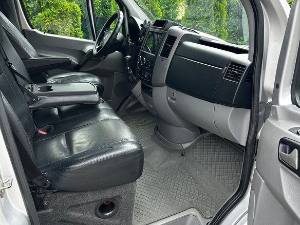 2007 Mercedes-Benz Sprinter, серебристый, 2500000 рублей - вид 12