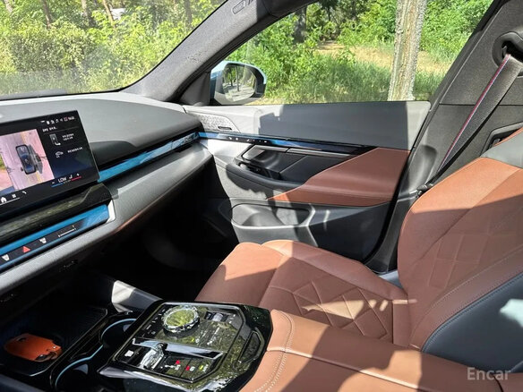 2026 BMW 5 серии 530i xDrive VIII (G60/G61/G68), серый, 8900000 рублей - вид 12