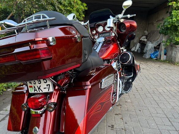 2010 Harley-Davidson CVO, оранжевый, 1150000 рублей - вид 6