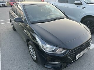 2018 Hyundai Solaris II, чёрный, 1070000 рублей, вид 1