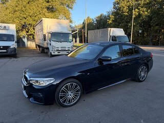 2019 BMW 5 серии 530d xDrive VII (G30/G31/G38), чёрный, 3800000 рублей, вид 4