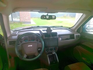 2007 Jeep Liberty (Patriot), коричневый, 500000 рублей, вид 3