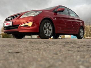 2016 Hyundai Solaris I Рестайлинг, красный, 920000 рублей, вид 1