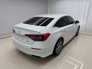 2022 Honda Civic XI, белый, 1820000 рублей, вид 4