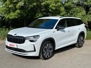 2026 Skoda Kodiaq I Рестайлинг, белый, 7300000 рублей, вид 2