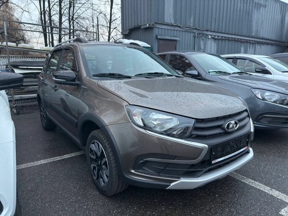Открыть фотографии: Lada (ВАЗ) Granta I Рестайлинг