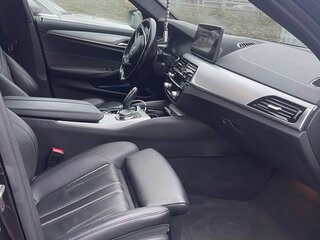 2021 BMW 5 серии 520d xDrive VII (G30/G31/G38) Рестайлинг, серый, 3900000 рублей, вид 5