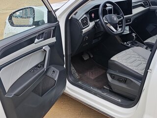 2023 Volkswagen Tayron I Рестайлинг, белый, 2900000 рублей, вид 5