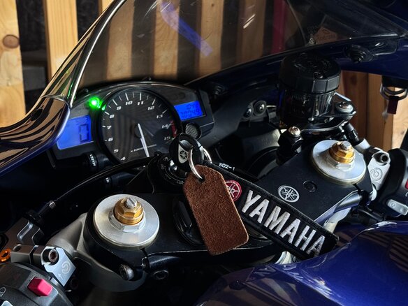 2004 Yamaha YZF-R1, синий, 530000 рублей - вид 2