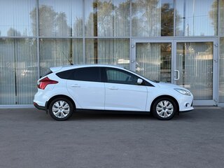 2014 Ford Focus III, белый, 800000 рублей, вид 4