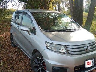 2011 Honda Freed Spike I Рестайлинг, серебристый, 1120000 рублей, вид 2