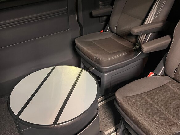 2018 Volkswagen Multivan Long T6, бежевый, 3850000 рублей - вид 13