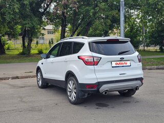 2017 Ford Kuga II Рестайлинг, белый, 1499000 рублей, вид 5