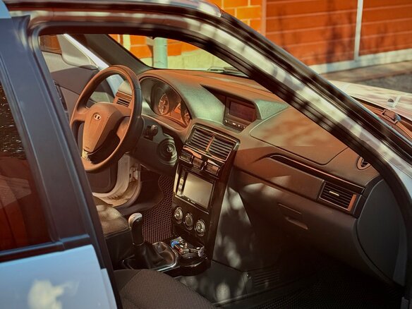 2017 Lada (ВАЗ) Priora I Рестайлинг, белый - вид 6