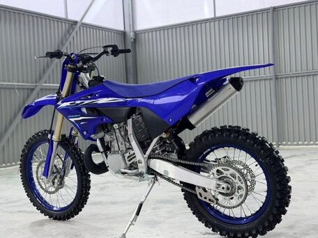 2025 Yamaha YZ250, синий, 999999 рублей, вид 4